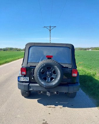 Jeep Wrangler cena 113900 przebieg: 133000, rok produkcji 2017 z Zambrów małe 352